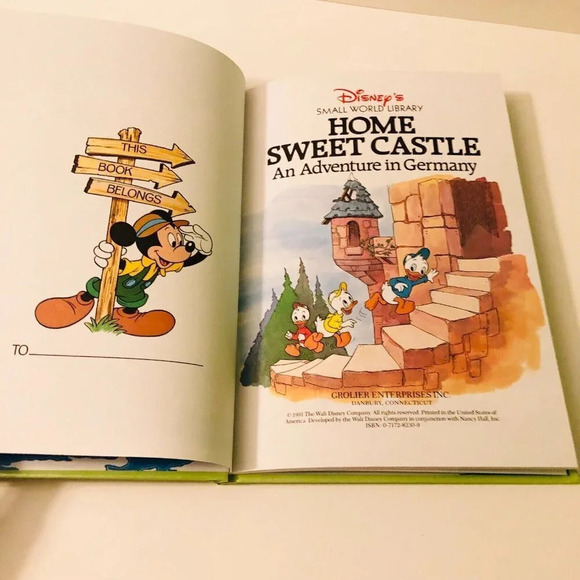 Disneys Small World Library Home Sweet Castle and Lapland Friends Books - Picture 5 of 16
